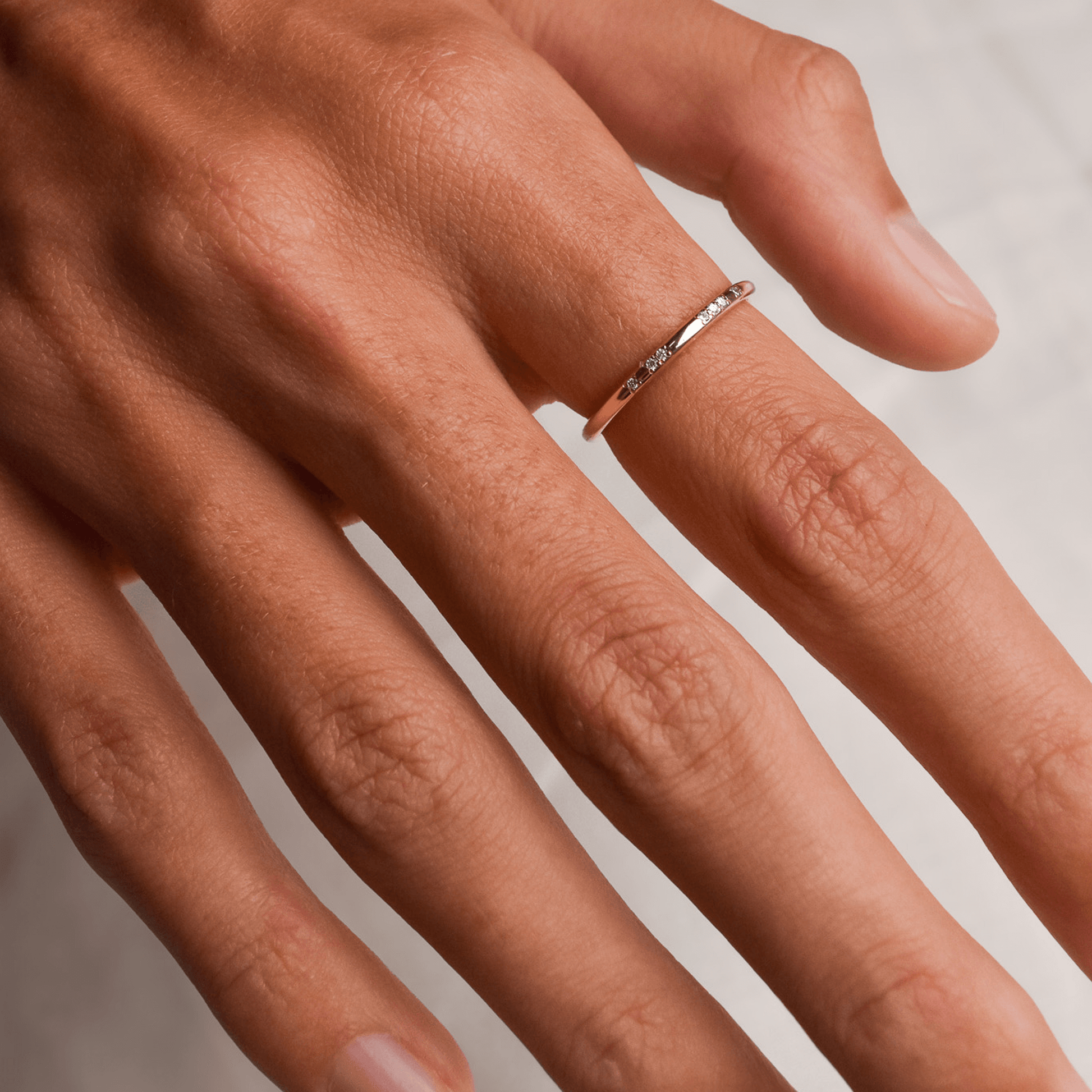 CODED zakoduj sekretną wiadomość kodem Morse'a i brylantami!