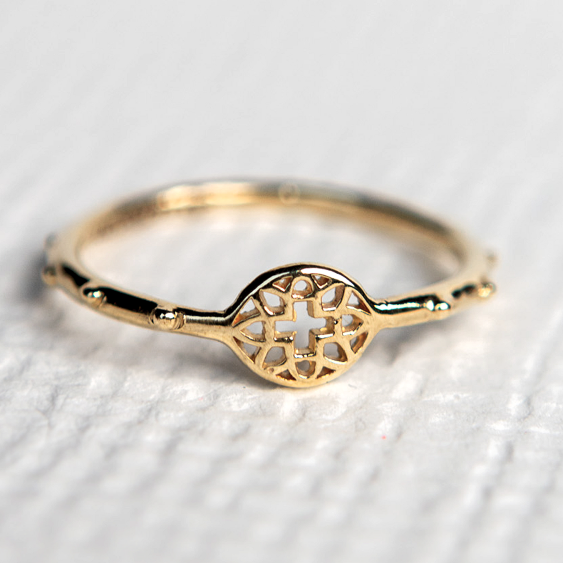 Złoty Różaniec na Palec – Delikatny Ażurowy Pierścionek