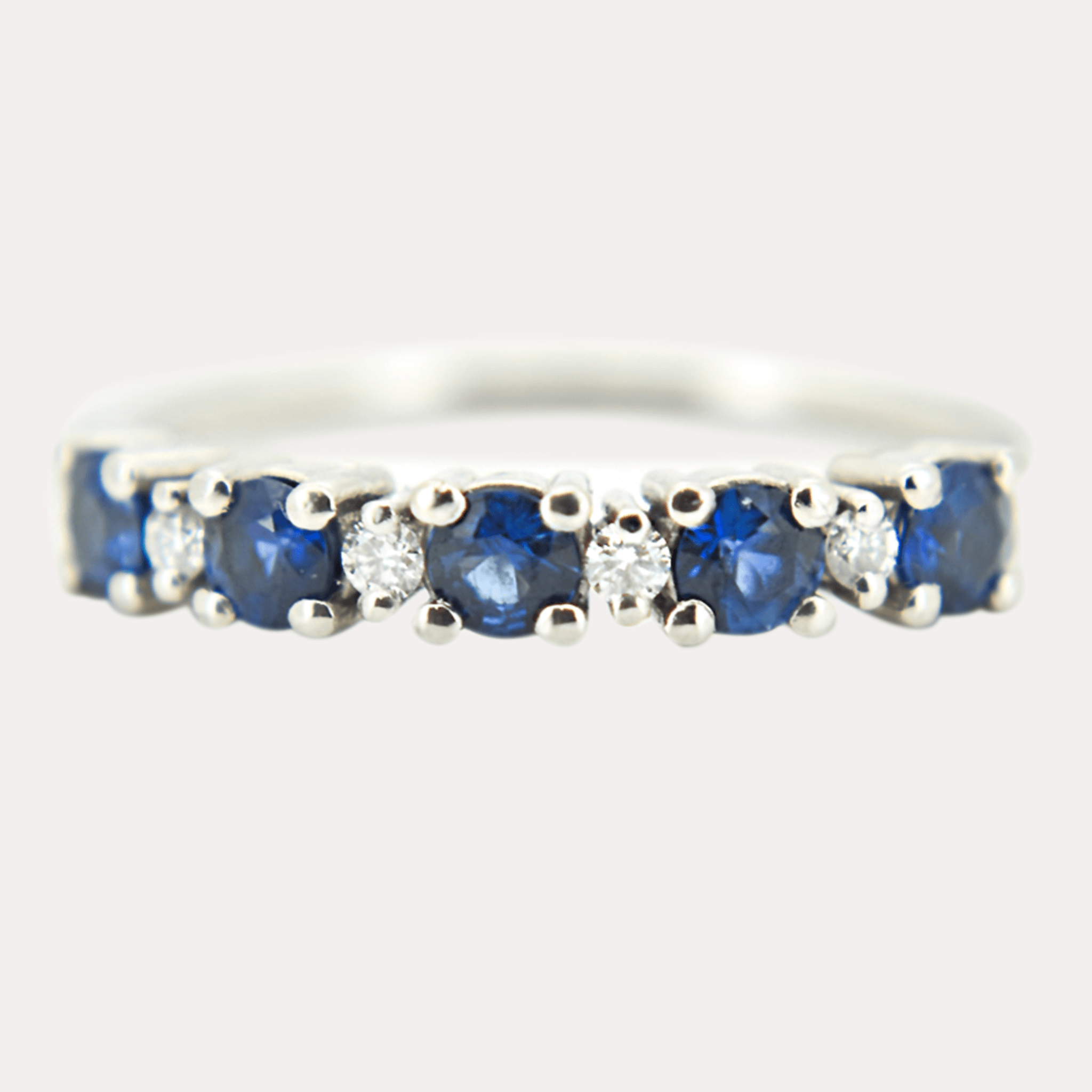 INDIGO pierścionek z granatowymi szafirami, brylantami, platyna 950