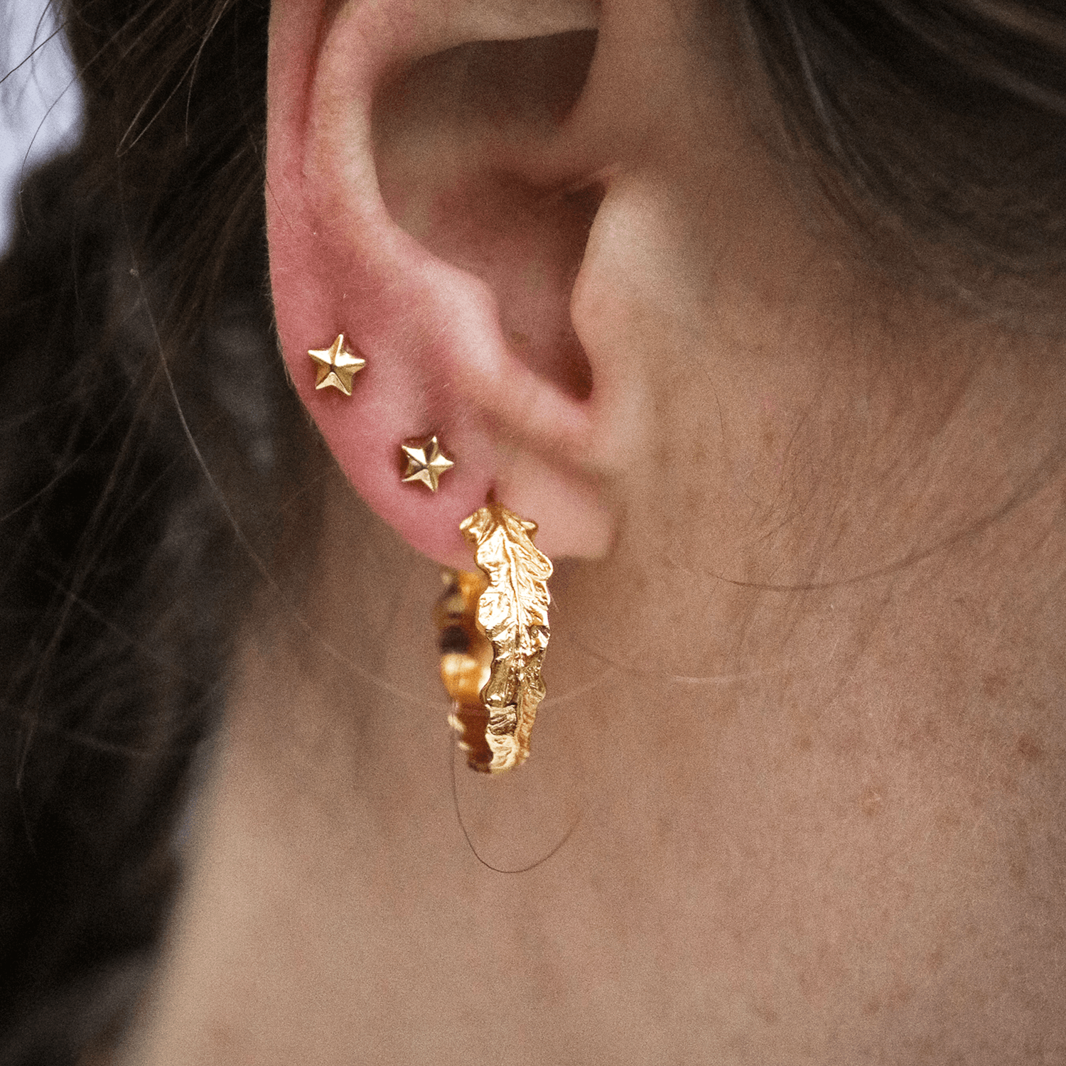 LIŚCIE PAPROCI kolczyki large hoop, złocone