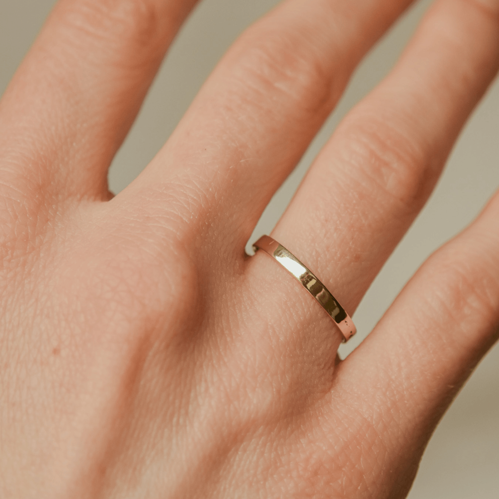 CLASSIC semi-circular wedding ring, white yellow rose gold 2-2.5mm