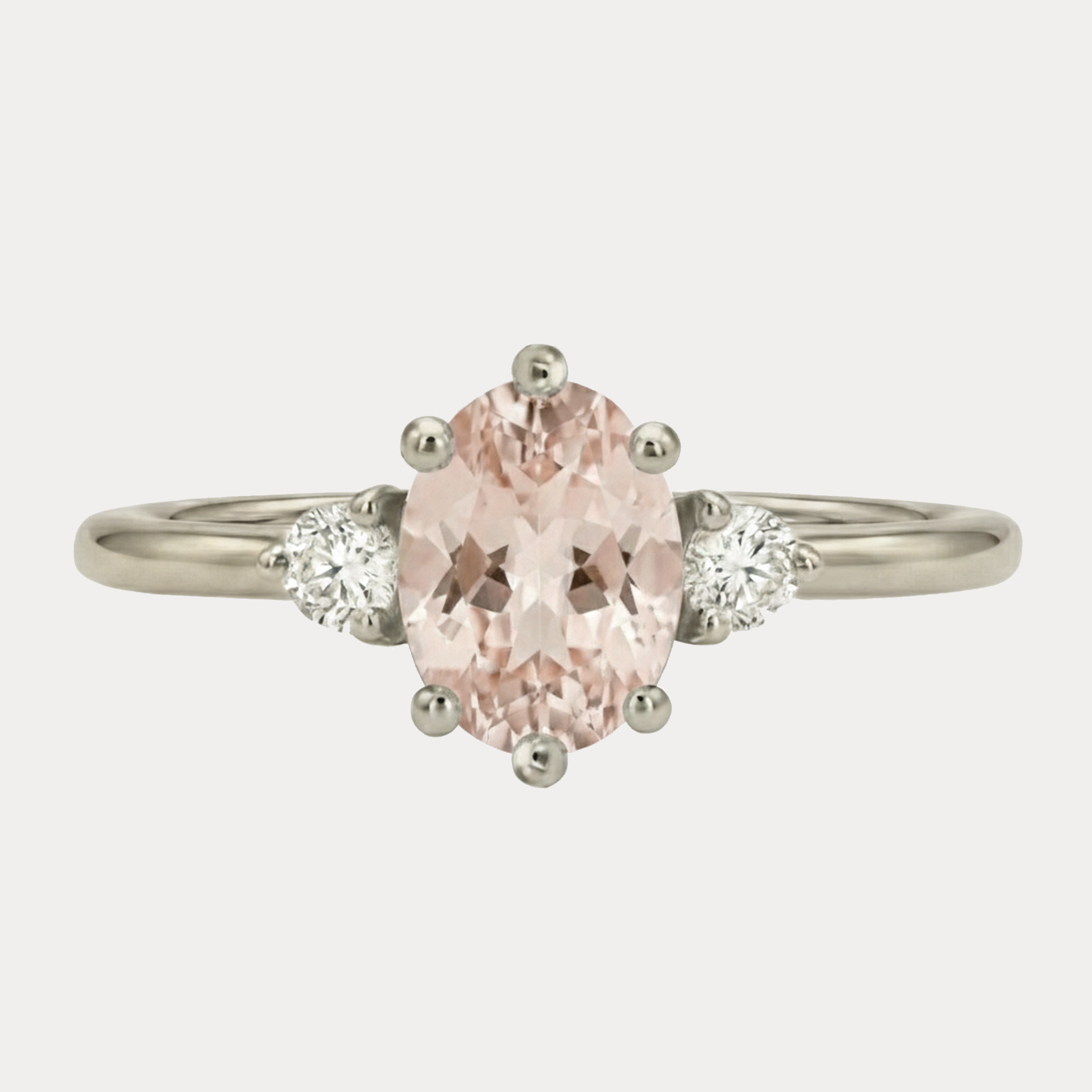 ROSA złoty pierścionek z owalnym różowym morganitem i brylantami