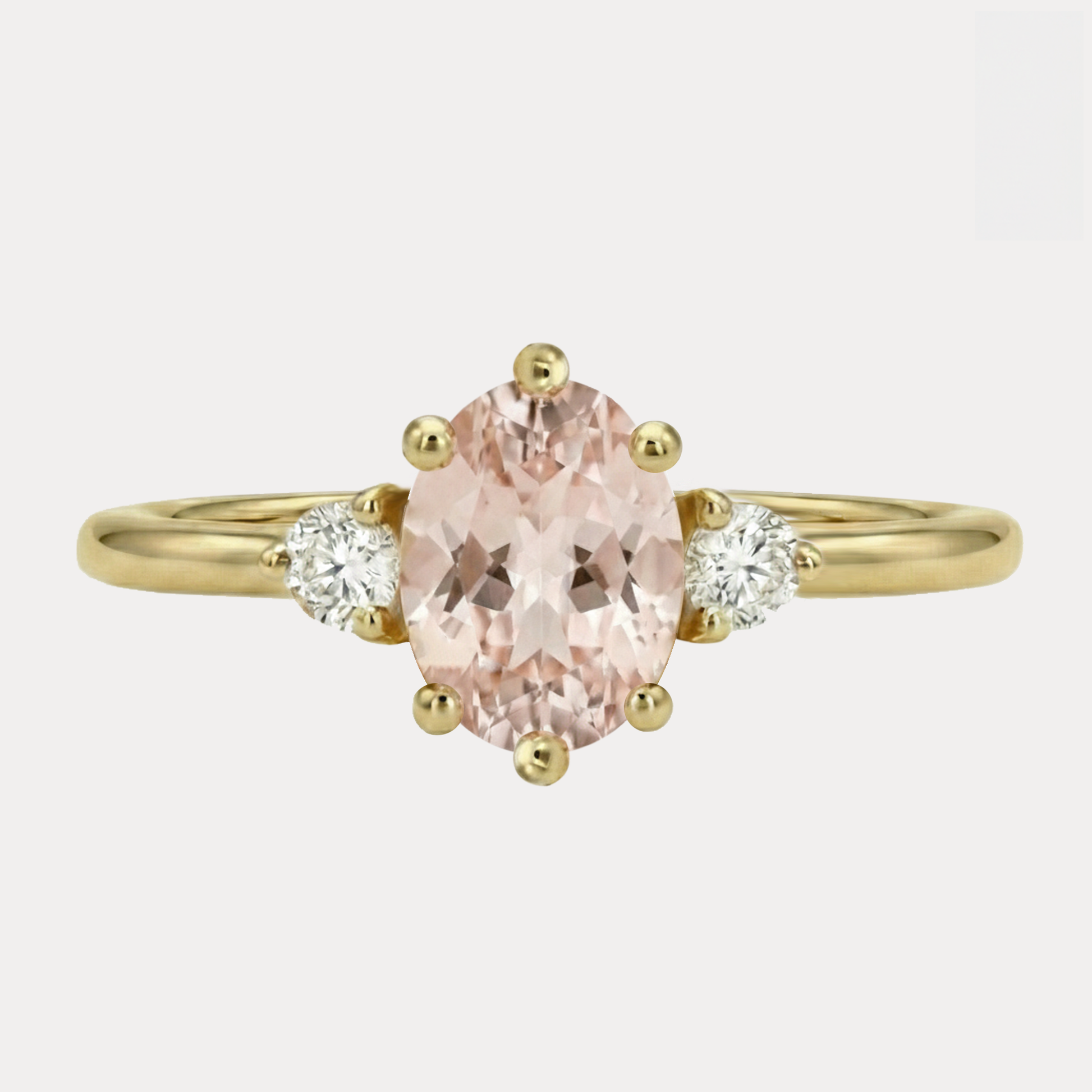 ROSA złoty pierścionek z owalnym różowym morganitem i brylantami