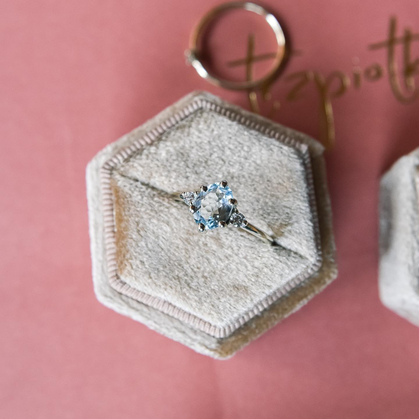ROSA gold ring with oval blue aquamarine and diamonds