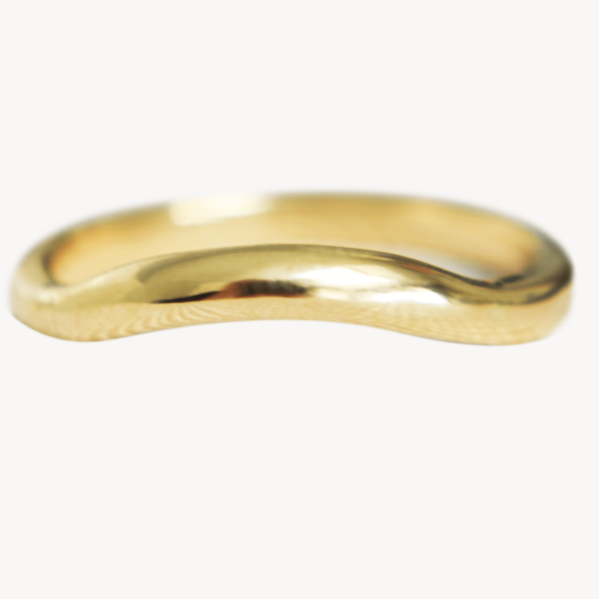 WAVE delikatnie falowana obrączka ślubna