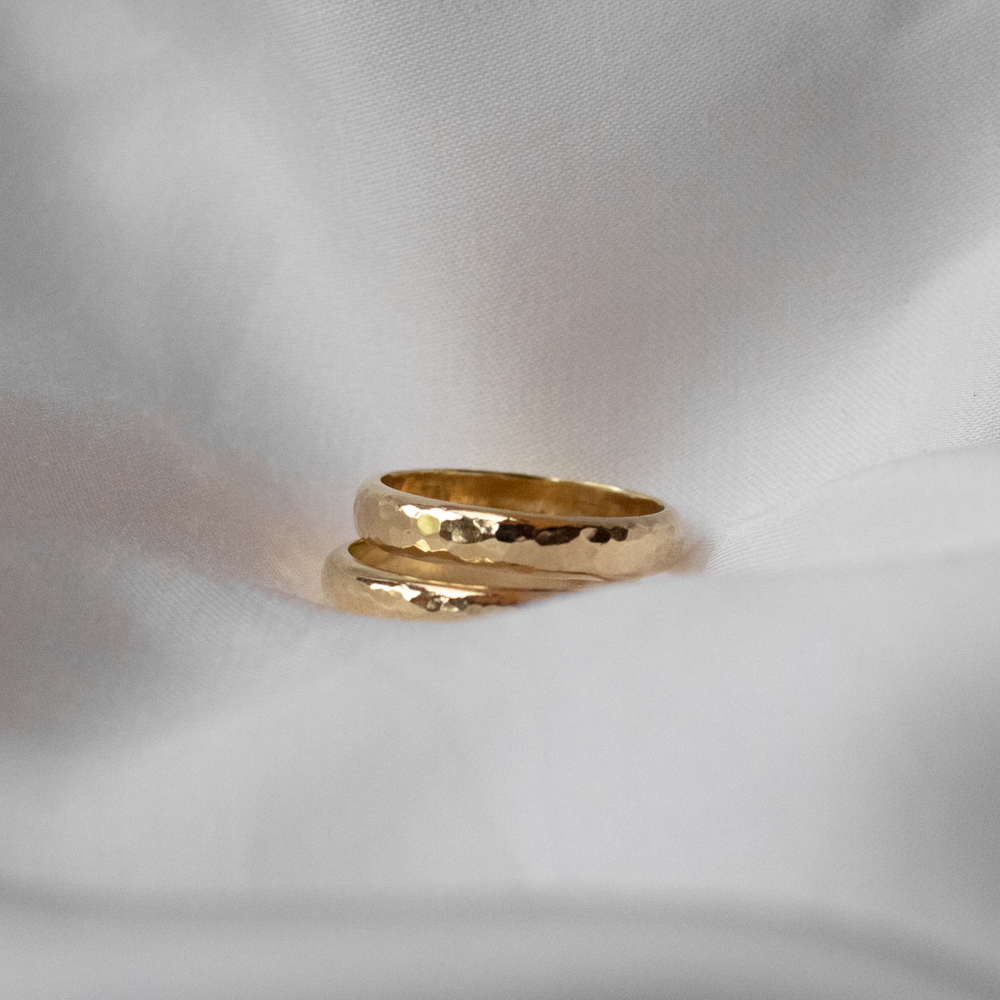 MŁOTKOWANA półokrągła młotkowana obrączka ślubna 3-3,5mm